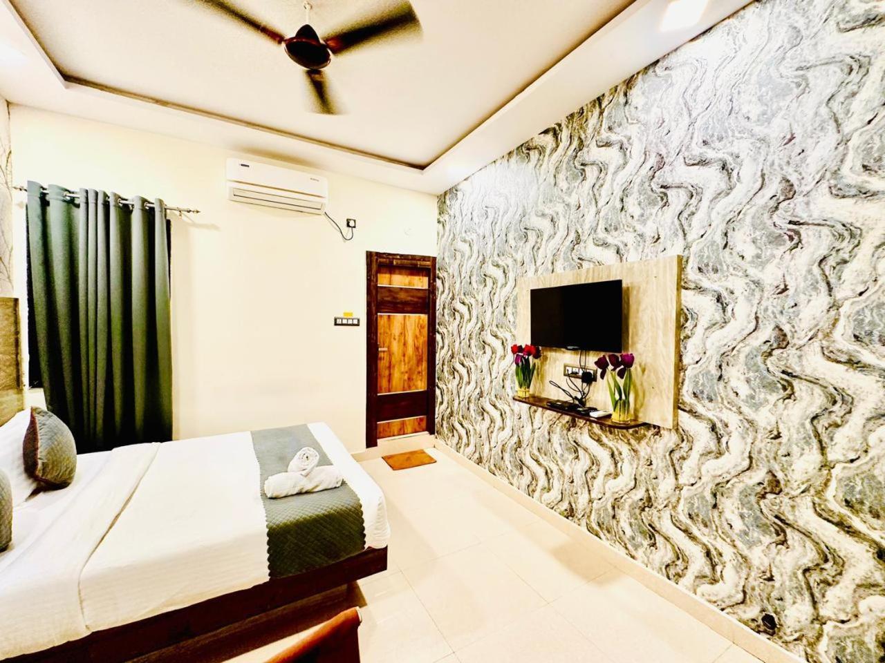 Hotel Sky International- Airport Zone Hyderabad 샴샤바드 외부 사진