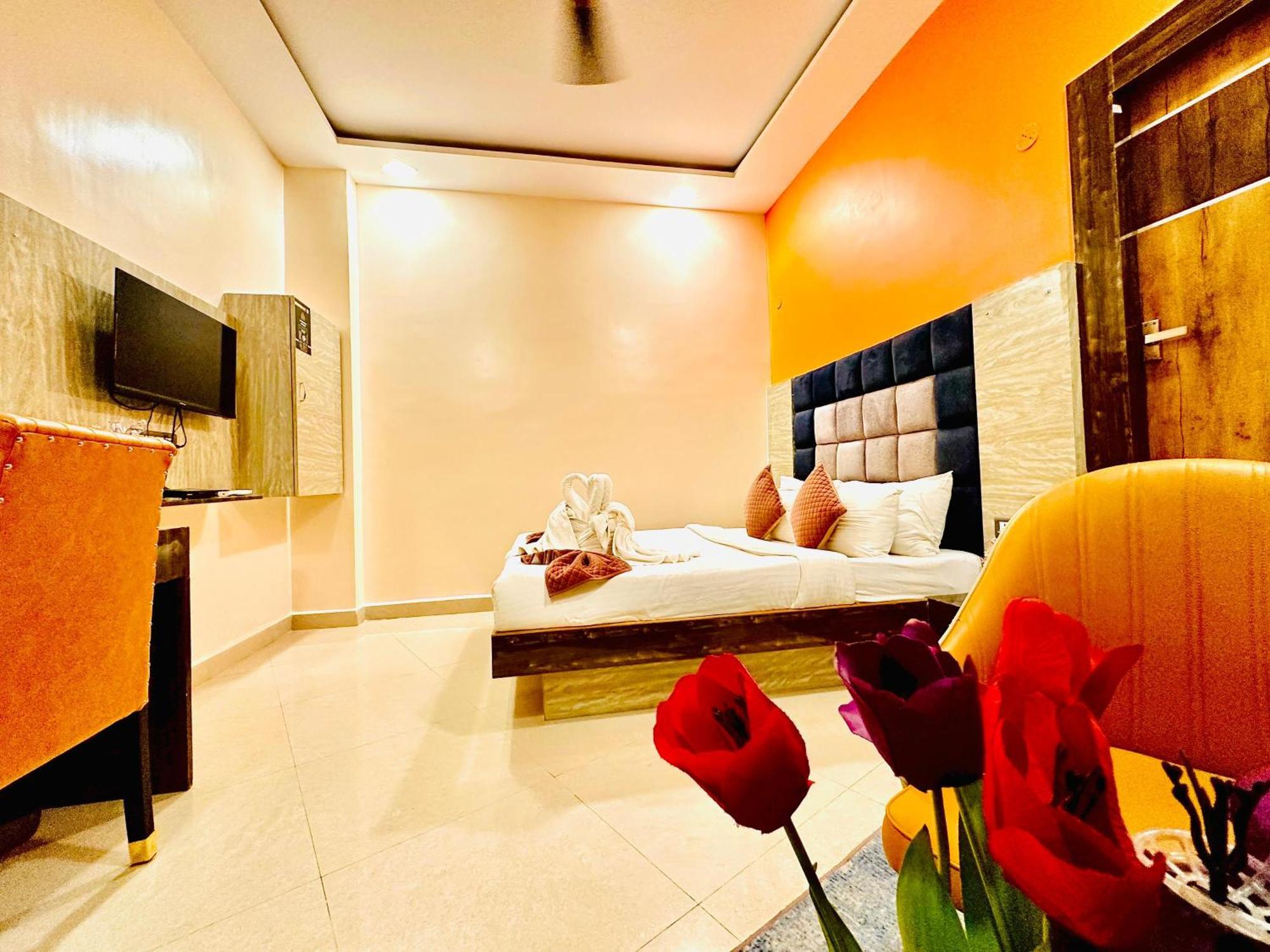 Hotel Sky International- Airport Zone Hyderabad 샴샤바드 외부 사진