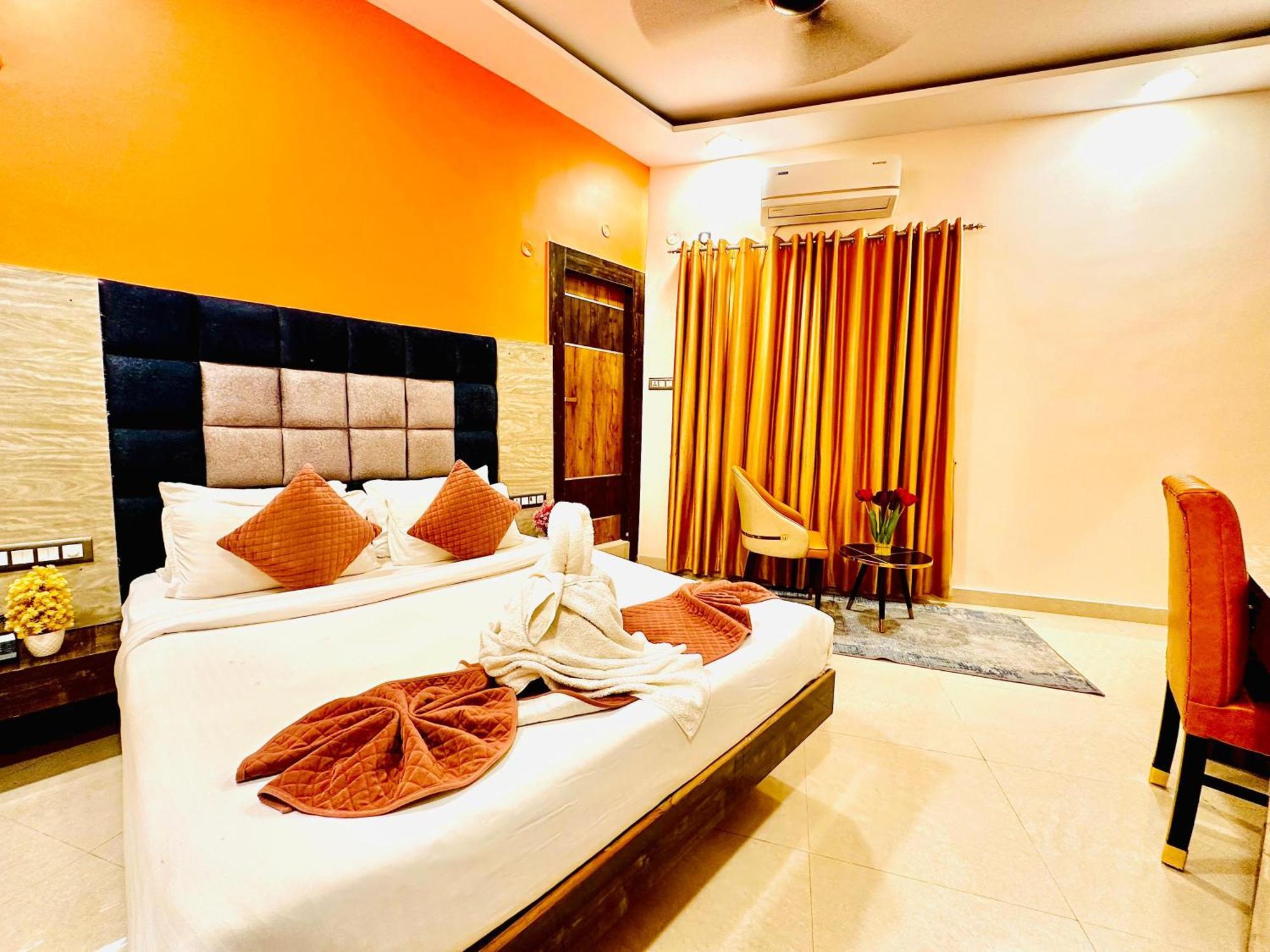 Hotel Sky International- Airport Zone Hyderabad 샴샤바드 외부 사진