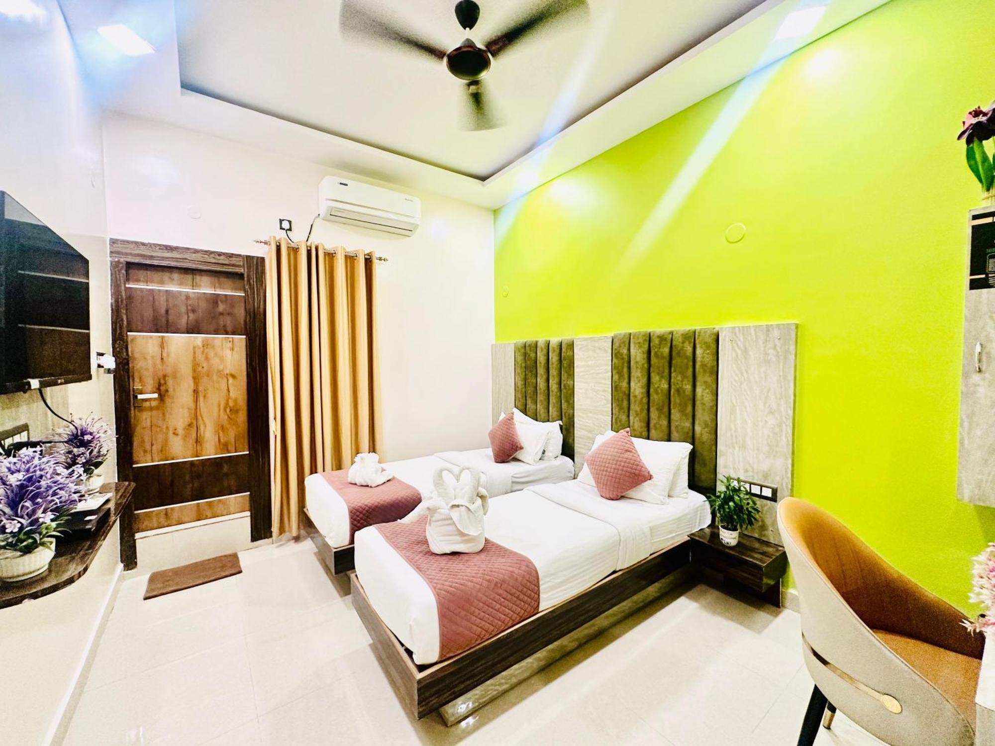 Hotel Sky International- Airport Zone Hyderabad 샴샤바드 외부 사진